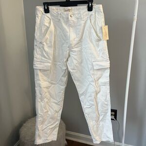Women’s White Cargo (Boyfriend) Pants
